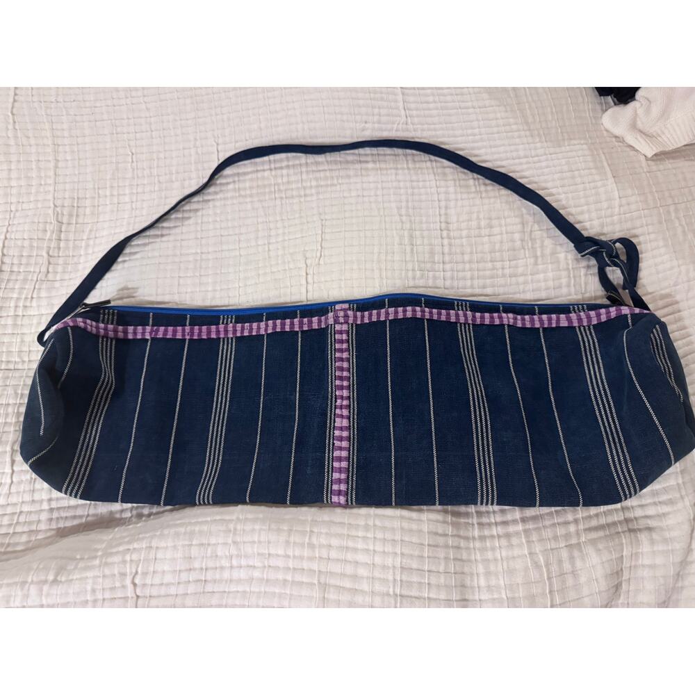 Precious Hands bag handmade in Guatemala blue pink